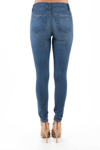 #8390 Skinny Jean